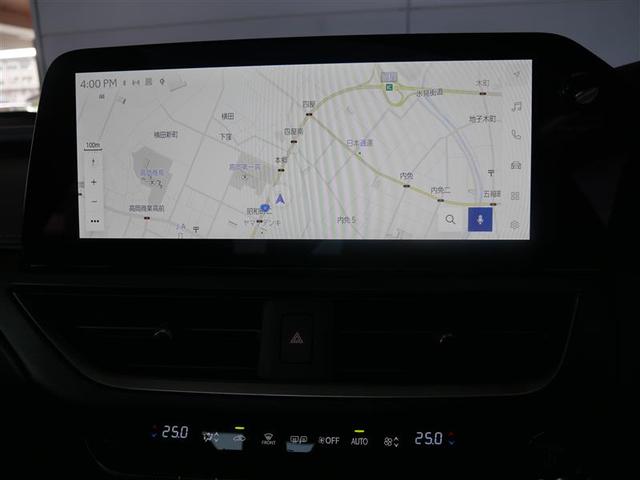 ＵＸ ＵＸ３００ｈ　Ｆスポーツ　ＡＷＤ　三眼フルＬＥＤヘッドランプ　カラーヘッドアップディスプレイ　パノラミックビューモニター　ムーンルーフ　マークレビンソンプレミアムサラウンドサウンドシステム　おくだけ充電　寒冷地仕様（9枚目）