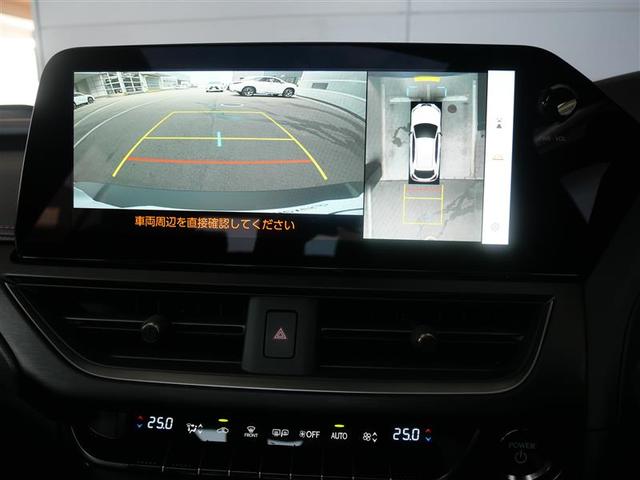 ＵＸ ＵＸ３００ｈ　Ｆスポーツ　ＡＷＤ　三眼フルＬＥＤヘッドランプ　カラーヘッドアップディスプレイ　パノラミックビューモニター　ムーンルーフ　マークレビンソンプレミアムサラウンドサウンドシステム　おくだけ充電　寒冷地仕様（10枚目）