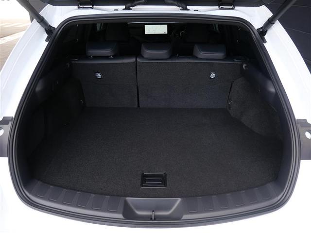 ＵＸ ＵＸ３００ｈ　Ｆスポーツ　ＡＷＤ　三眼フルＬＥＤヘッドランプ　カラーヘッドアップディスプレイ　パノラミックビューモニター　ムーンルーフ　マークレビンソンプレミアムサラウンドサウンドシステム　おくだけ充電　寒冷地仕様（17枚目）