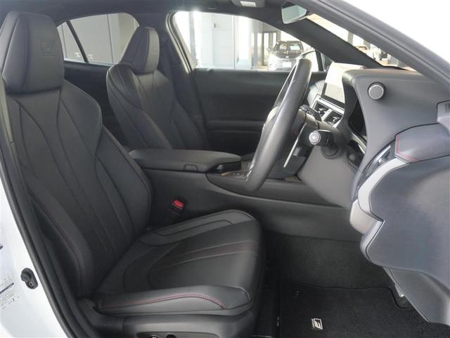 ＵＸ ＵＸ２５０ｈ　Ｆスポーツ　ＡＷＤ　パーキングサポートブレーキ　ブラインドスポットモニター　パノラミックビューモニター　おくだけ充電　アクセサリーコンセント　ＡＣ１００Ｖ・１５００Ｗ　寒冷地仕様　ムーンルーフ　ＬＥＤヘッドランプ（15枚目）