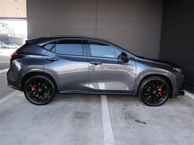 ＮＸ ＮＸ３５０　Ｆスポーツ　ＡＷＤ　２０インチアルミホイール　”Ｆ　ＳＰＯＲＴ”専用オレンジブレーキキャリパー　ルーフレール　寒冷地仕様　ドライブレコーダー　フロアマット（社外品）　ロングラゲージマット（社外品）ＨＤＭＩ入力端子（4枚目）
