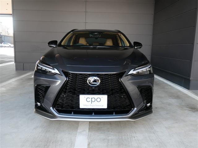 ＮＸ ＮＸ３５０　Ｆスポーツ　ＡＷＤ　２０インチアルミホイール　”Ｆ　ＳＰＯＲＴ”専用オレンジブレーキキャリパー　ルーフレール　寒冷地仕様　ドライブレコーダー　フロアマット（社外品）　ロングラゲージマット（社外品）ＨＤＭＩ入力端子（5枚目）
