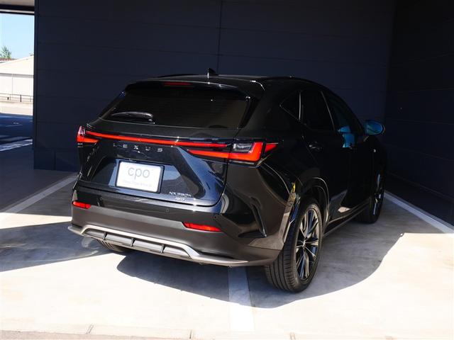 NX NX350h Fスポーツ AWD F SPORT専用オレンジブレーキキャリパー ルーフレール マークレビンソン 後席6:4分割可倒式シート 後席シートヒーター デジタルインナーミラー おくだけ充電 寒冷地仕様 パノラマルーフ(2枚目)