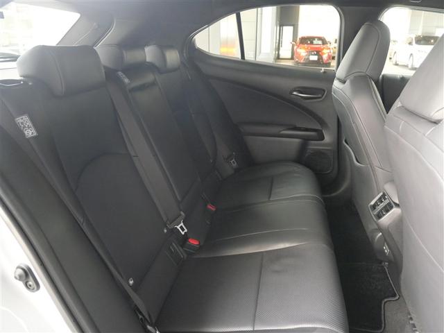 UX UX250h バージョンL ヘッドアップディスプレイ パノラミックビューモニター 本革シート ムーンルーフ 前後方2カメラドライブレコーダー(i safe Simple 5) 純正ナビ フルセグTV(16枚目)