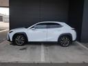 ＡＷＤ　三眼フルＬＥＤヘッドランプ　カラーヘッドアップディスプレイ　パノラミックビューモニター　ムーンルーフ　マークレビンソンプレミアムサラウンドサウンドシステム　おくだけ充電　寒冷地仕様