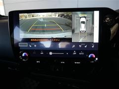 ＡＷＤ　【Ｆ　ＳＰＯＲＴ専用】オレンジブレーキキャリパー　パノラミックビューモニター　デジタルインナーミラー　寒冷地仕様　ムーンルーフ　充電ケーブル　別体型ディスクプレイヤー　Ｇ−Ｌｉｎｋ２年付帯 4