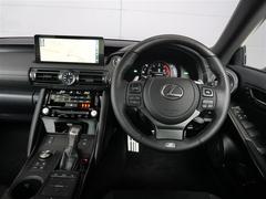 ＡＷＤ　マークレビンソン”プレミアムサラウンドサウンドシステム　寒冷地仕様パノラミックビューモニター　アクセサリーコンセント　ＡＣ１００Ｖ・１５００Ｗ　Ｆ専用オレンジブレーキキャリパー 4