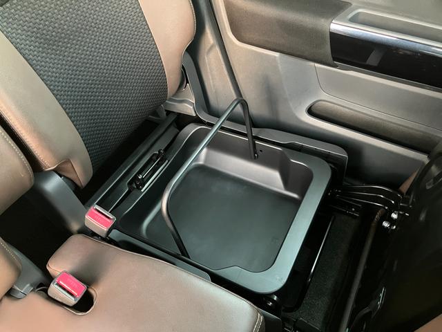 ハスラー Ｊ　ＳＴＹＬＥ　ＩＩＩ　カーナビ／全方位カメラ　オートライト　プッシュスタート　シートヒーター　オートエアコン　衝突被害軽減システム　アイドリングストップ　横滑り防止機能　衝突安全ボディ　盗難防止システム（27枚目）