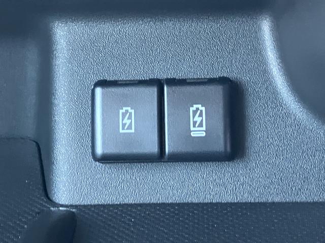 スペーシア ギア HYBRID XZターボ カーナビ/全方位カメラ スズキコネクト対応通信機 アダプティブクルーズコントロール オートライト プッシュスタート シートヒーター 衝突被害軽減システム アイドリングストップ 横滑り防止機能 衝突安全ボディ 盗難防止システム(19枚目)