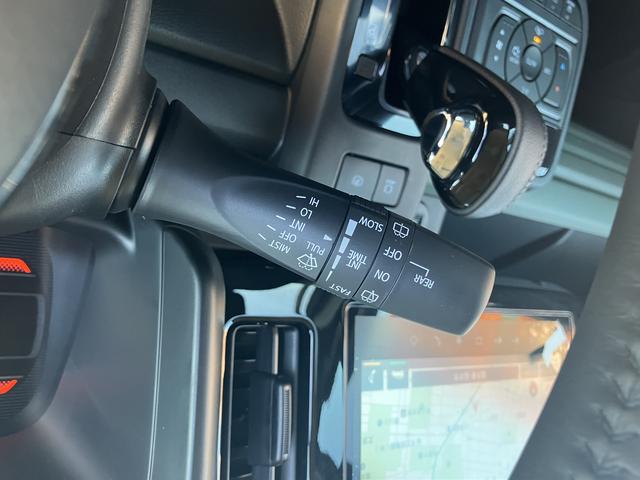 スペーシア ギア HYBRID XZターボ カーナビ/全方位カメラ スズキコネクト対応通信機 アダプティブクルーズコントロール オートライト プッシュスタート シートヒーター 衝突被害軽減システム アイドリングストップ 横滑り防止機能 衝突安全ボディ 盗難防止システム(24枚目)