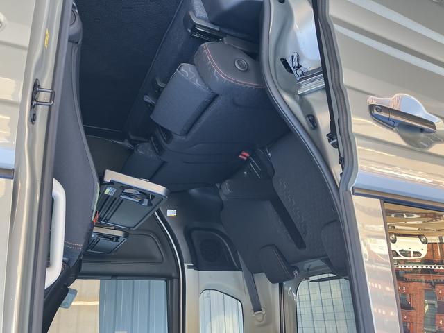 スペーシア ギア HYBRID XZターボ カーナビ/全方位カメラ スズキコネクト対応通信機 アダプティブクルーズコントロール オートライト プッシュスタート シートヒーター 衝突被害軽減システム アイドリングストップ 横滑り防止機能 衝突安全ボディ 盗難防止システム(38枚目)