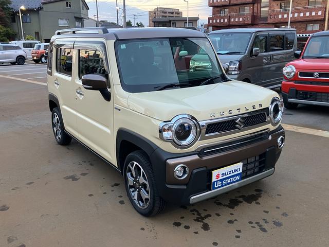 ハスラー ＪスタイルＩＩターボ　４ＷＤ／衝突被害軽減ブレーキ　アダプティブクルーズコントロール　オートライト　プッシュスタート　シートヒーター　オートエアコン　アイドリングストップ　横滑り防止機能　衝突安全ボディ　盗難防止システム（2枚目）