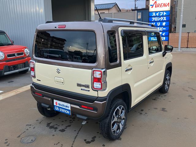 ハスラー ＪスタイルＩＩターボ　４ＷＤ／衝突被害軽減ブレーキ　アダプティブクルーズコントロール　オートライト　プッシュスタート　シートヒーター　オートエアコン　アイドリングストップ　横滑り防止機能　衝突安全ボディ　盗難防止システム（4枚目）