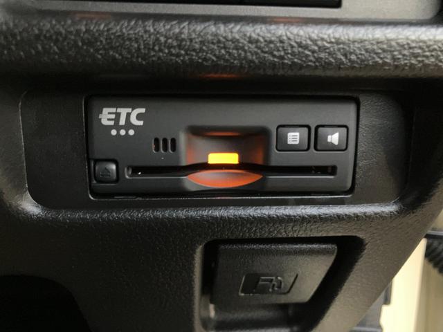 ハスラー ＪスタイルＩＩターボ　４ＷＤ／衝突被害軽減ブレーキ　アダプティブクルーズコントロール　オートライト　プッシュスタート　シートヒーター　オートエアコン　アイドリングストップ　横滑り防止機能　衝突安全ボディ　盗難防止システム（17枚目）