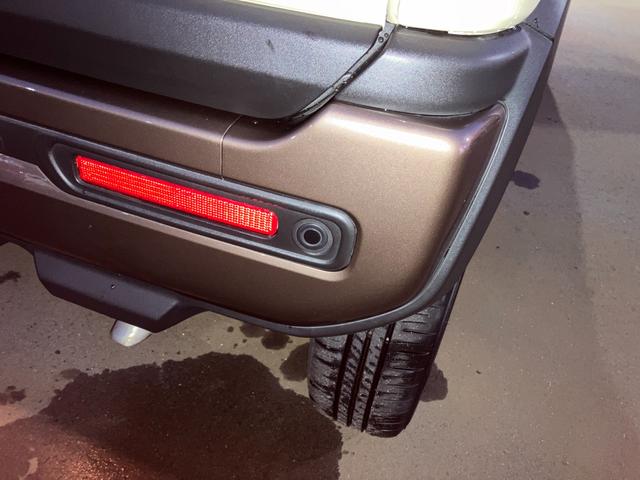 ハスラー ＪスタイルＩＩターボ　４ＷＤ／衝突被害軽減ブレーキ　アダプティブクルーズコントロール　オートライト　プッシュスタート　シートヒーター　オートエアコン　アイドリングストップ　横滑り防止機能　衝突安全ボディ　盗難防止システム（41枚目）