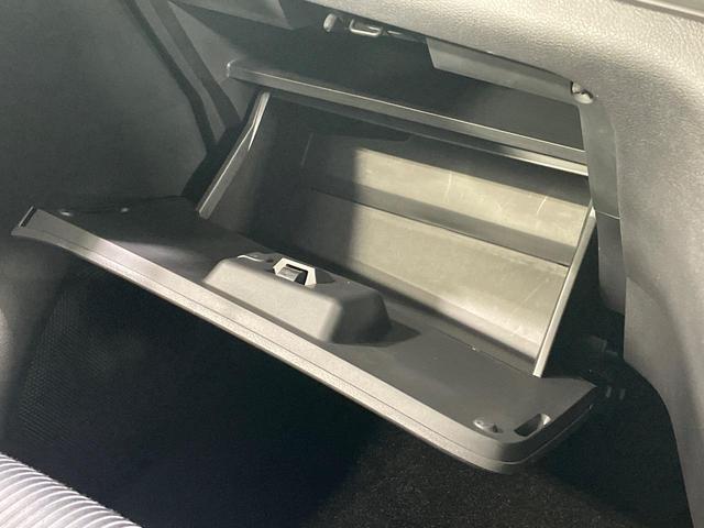 セレナ ハイウェイスターＶ　両側電動スライドドア　禁煙車　純正ナビ　全周囲カメラ　衝突被害軽減装置　プロパイロット　ＥＴＣ　ドラレコ　ＬＥＤヘッド　スマートキー　オートハイビーム　オートライト　デジタルインナーミラー（58枚目）