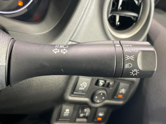 ノート Ｘ　ＤＩＧ－Ｓ　純正ナビ　バックカメラ　衝突被害軽減システム　Ｂｌｕｅｔｏｏｔｈ　禁煙車　フルセグ　ＥＴＣ　車線逸脱警報　オートライト　オートエアコン　ＣＤ　ＤＶＤ再生（7枚目）