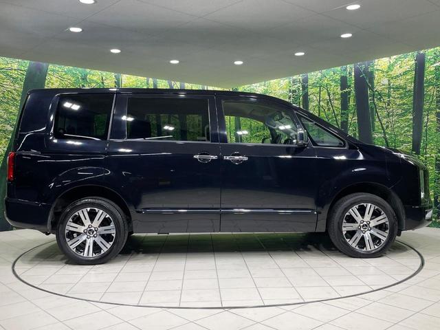 デリカＤ：５ Ｐ　４ＷＤ　両側電動ドア　全周囲カメラ　衝突被害軽減システム　レーダークルーズ　禁煙車　電動リアゲート　パワーシート　コーナーセンサー　スマートキー　ＬＥＤヘッド　車線逸脱警報　オートライト（17枚目）