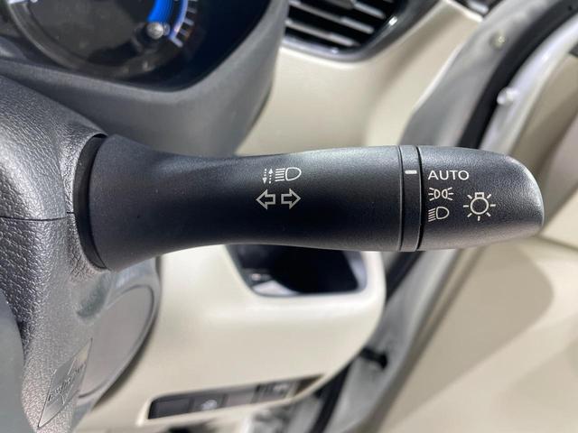 ルークス Ｘ　電動スライドドア　純正ＳＤナビ　全周囲カメラ　衝突被害軽減システム　禁煙車　コーナーセンサー　スマートキー　ビルトインＥＴＣ　オートハイビーム　オートライト　オートエアコン　Ｂｌｕｅｔｏｏｔｈ　ＣＤ（31枚目）