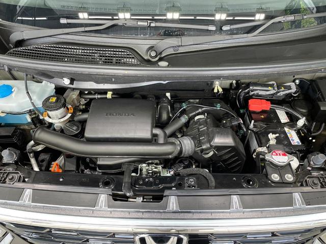 N-BOXカスタム ベースグレード 4WD 電動スライドドア ホンダセンシング アダプティブクルーズコントロール 純正ディスプレイオーディオ バックカメラ 禁煙車 コーナーセンサー スマートキー LEDヘッド オートハイビーム(18枚目)