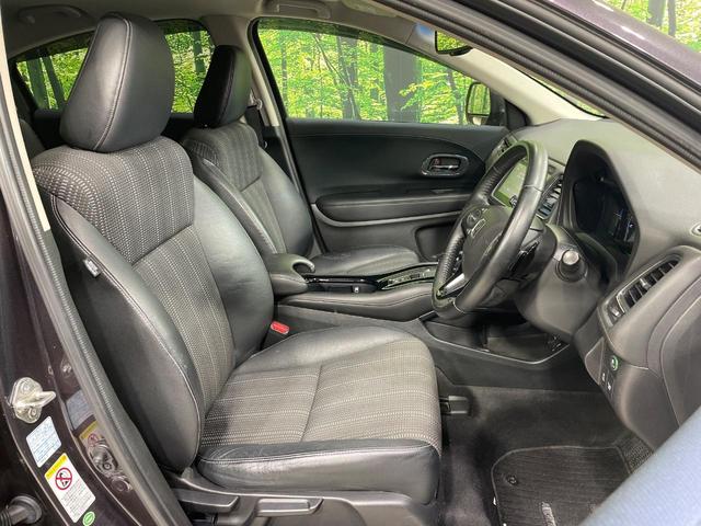 ヴェゼル ハイブリッドZ ホンダセンシング 純正ナビ バックカメラ ハーフレザーシート ETC Bluetooth フルセグ スマートキー LEDヘッド シートヒーター クルコン デュアルエアコン オートライト(8枚目)