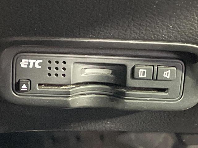ヴェゼル ハイブリッドZ ホンダセンシング 純正ナビ バックカメラ ハーフレザーシート ETC Bluetooth フルセグ スマートキー LEDヘッド シートヒーター クルコン デュアルエアコン オートライト(33枚目)