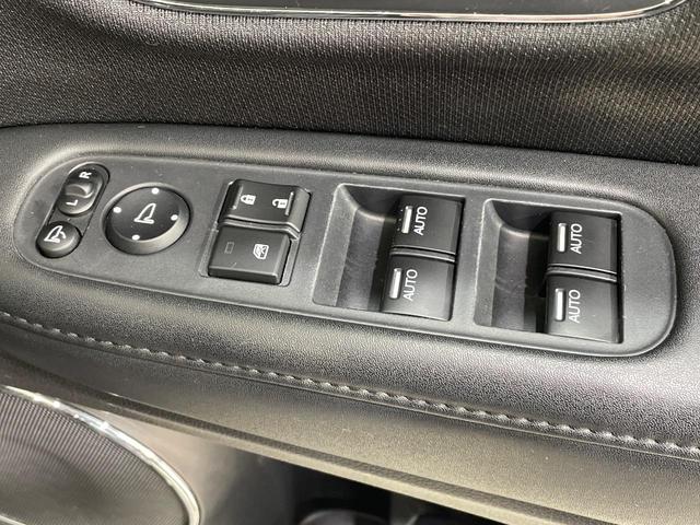 ヴェゼル ハイブリッドZ ホンダセンシング 純正ナビ バックカメラ ハーフレザーシート ETC Bluetooth フルセグ スマートキー LEDヘッド シートヒーター クルコン デュアルエアコン オートライト(59枚目)