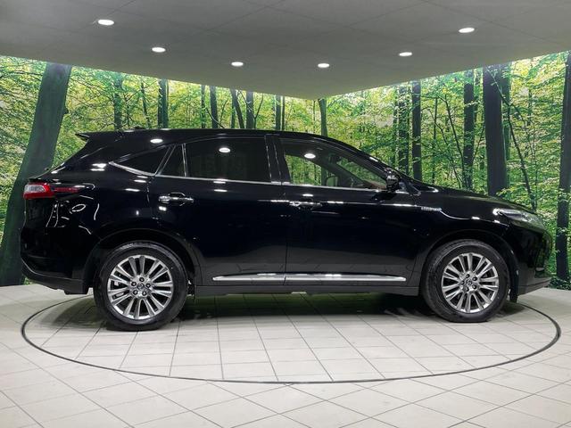 ハリアーハイブリッド プレミアム メタル アンド レザーパッケージ 4WD SDナビ バックカメラ 寒冷地仕様 衝突被害軽減システム レーダークルーズ 禁煙車 電動リアゲート レザーシート 前席シートエアコン コーナーセンサー スマートキー LEDヘッド ETC(17枚目)