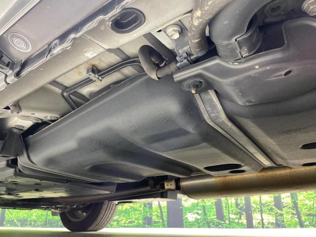 ハリアーハイブリッド プレミアム メタル アンド レザーパッケージ 4WD SDナビ バックカメラ 寒冷地仕様 衝突被害軽減システム レーダークルーズ 禁煙車 電動リアゲート レザーシート 前席シートエアコン コーナーセンサー スマートキー LEDヘッド ETC(29枚目)