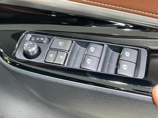 ハリアーハイブリッド プレミアム メタル アンド レザーパッケージ 4WD SDナビ バックカメラ 寒冷地仕様 衝突被害軽減システム レーダークルーズ 禁煙車 電動リアゲート レザーシート 前席シートエアコン コーナーセンサー スマートキー LEDヘッド ETC(37枚目)