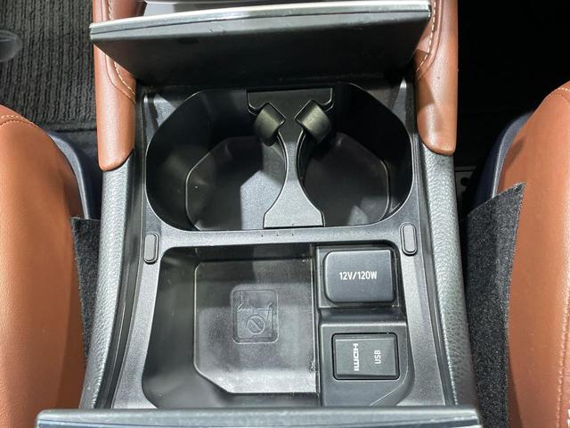 ハリアーハイブリッド プレミアム メタル アンド レザーパッケージ 4WD SDナビ バックカメラ 寒冷地仕様 衝突被害軽減システム レーダークルーズ 禁煙車 電動リアゲート レザーシート 前席シートエアコン コーナーセンサー スマートキー LEDヘッド ETC(52枚目)