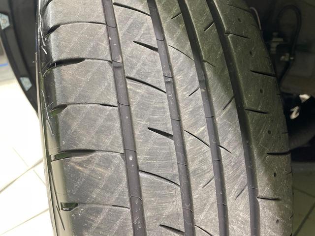 ハリアーハイブリッド プレミアム メタル アンド レザーパッケージ 4WD SDナビ バックカメラ 寒冷地仕様 衝突被害軽減システム レーダークルーズ 禁煙車 電動リアゲート レザーシート 前席シートエアコン コーナーセンサー スマートキー LEDヘッド ETC(62枚目)