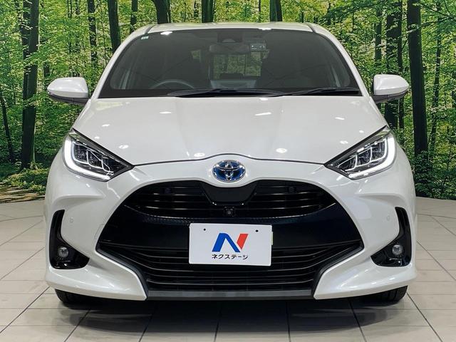 ヤリス ハイブリッドＺ　全周囲カメラ　衝突被害軽減システム　レーダークルーズ　禁煙車　スマートキー　ＬＥＤヘッド　ビルトインＥＴＣ　オートハイビーム　車線逸脱警報　オートライト　オートエアコン　Ｂｌｕｅｔｏｏｔｈ　フルセグ（15枚目）