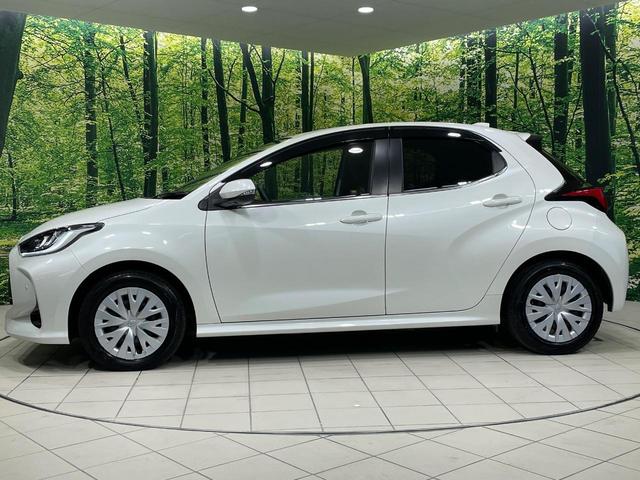 ヤリス ハイブリッドＺ　全周囲カメラ　衝突被害軽減システム　レーダークルーズ　禁煙車　スマートキー　ＬＥＤヘッド　ビルトインＥＴＣ　オートハイビーム　車線逸脱警報　オートライト　オートエアコン　Ｂｌｕｅｔｏｏｔｈ　フルセグ（18枚目）