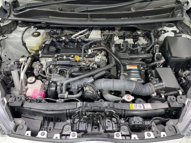 ヤリス ハイブリッドＺ　全周囲カメラ　衝突被害軽減システム　レーダークルーズ　禁煙車　スマートキー　ＬＥＤヘッド　ビルトインＥＴＣ　オートハイビーム　車線逸脱警報　オートライト　オートエアコン　Ｂｌｕｅｔｏｏｔｈ　フルセグ（19枚目）