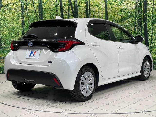 ヤリス ハイブリッドＺ　全周囲カメラ　衝突被害軽減システム　レーダークルーズ　禁煙車　スマートキー　ＬＥＤヘッド　ビルトインＥＴＣ　オートハイビーム　車線逸脱警報　オートライト　オートエアコン　Ｂｌｕｅｔｏｏｔｈ　フルセグ（23枚目）