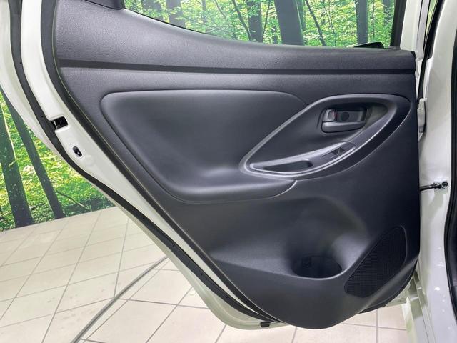 ヤリス ハイブリッドＺ　全周囲カメラ　衝突被害軽減システム　レーダークルーズ　禁煙車　スマートキー　ＬＥＤヘッド　ビルトインＥＴＣ　オートハイビーム　車線逸脱警報　オートライト　オートエアコン　Ｂｌｕｅｔｏｏｔｈ　フルセグ（26枚目）