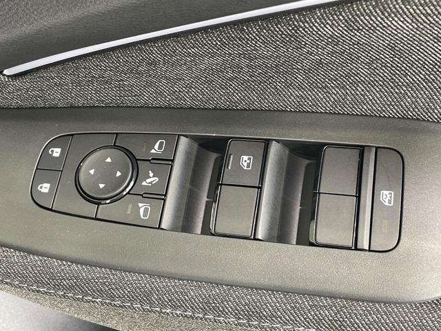 オーラ G FOUR 90周年記念車 4WD 純正9型ナビ 全周囲カメラ BOSE エマージェンシーブレーキ プロパイロット 禁煙車 本革シート シートヒーター パワーシート コーナーセンサー スマートキー LEDヘッド ETC(68枚目)