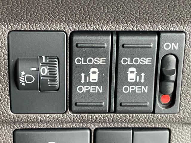 フリード G・ホンダセンシング 後席モニター 禁煙車 両側電動ドア SDナビ バックカメラ 衝突被害軽減システム アダプティブクルーズ ETC 車線逸脱警報 Bluetooth(6枚目)