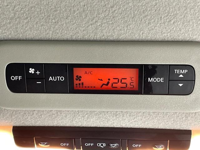 セレナ ｅ－パワー　ハイウェイスターＶ　両側電動ドア　ＳＤナビ　後席モニター　全周囲カメラ　衝突被害軽減システム　レーダークルーズ　禁煙車　ハーフレザーシート　コーナーセンサー　スマートキー　ＬＥＤヘッド　ルーフレール　ビルトインＥＴＣ（8枚目）