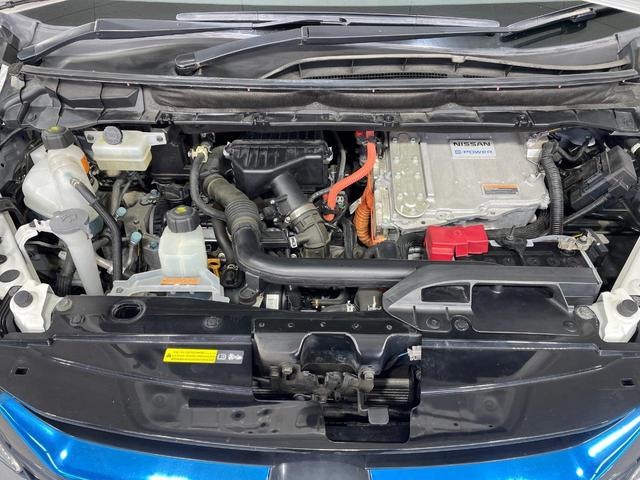 セレナ ｅ－パワー　ハイウェイスターＶ　両側電動ドア　ＳＤナビ　後席モニター　全周囲カメラ　衝突被害軽減システム　レーダークルーズ　禁煙車　ハーフレザーシート　コーナーセンサー　スマートキー　ＬＥＤヘッド　ルーフレール　ビルトインＥＴＣ（20枚目）