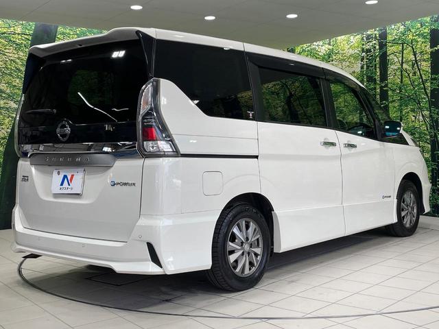 セレナ ｅ－パワー　ハイウェイスターＶ　両側電動ドア　ＳＤナビ　後席モニター　全周囲カメラ　衝突被害軽減システム　レーダークルーズ　禁煙車　ハーフレザーシート　コーナーセンサー　スマートキー　ＬＥＤヘッド　ルーフレール　ビルトインＥＴＣ（24枚目）