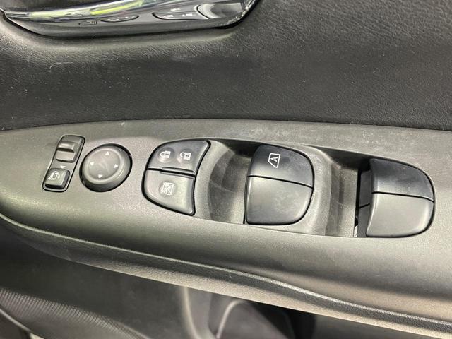 セレナ ｅ－パワー　ハイウェイスターＶ　両側電動ドア　ＳＤナビ　後席モニター　全周囲カメラ　衝突被害軽減システム　レーダークルーズ　禁煙車　ハーフレザーシート　コーナーセンサー　スマートキー　ＬＥＤヘッド　ルーフレール　ビルトインＥＴＣ（36枚目）