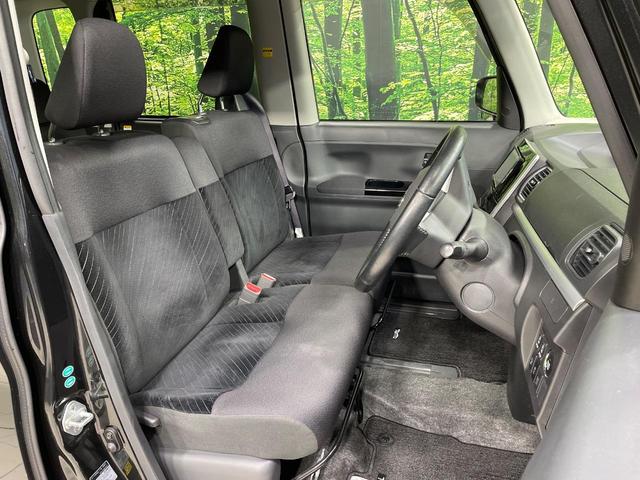 タント カスタムＲＳ　ＳＡ　４ＷＤ　両側電動スライドドア　スマートアシスト　ＳＤナビ　バックカメラ　禁煙車　ＥＴＣ　Ｂｌｕｅｔｏｏｔｈ　フルセグ　スマートキー　オートライト　フォグランプ　オートエアコン　ＣＤ　ＤＶＤ（8枚目）