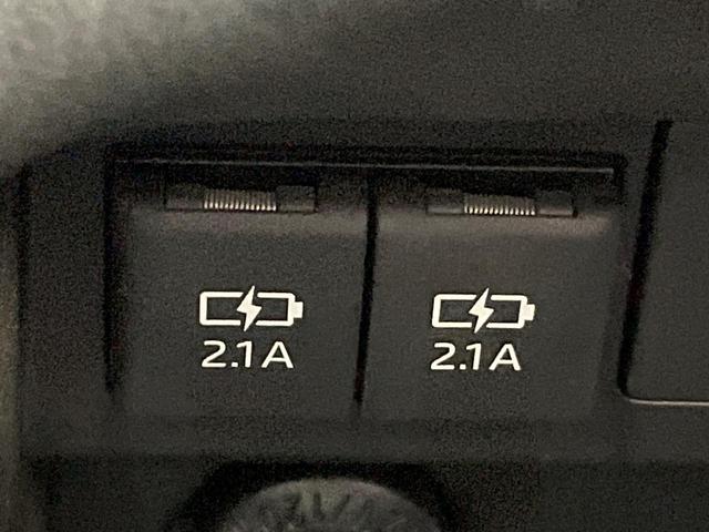 ヴォクシー ＺＳ　電動スライドドア　ＢＩＧＸ１１型ナビ　バックカメラ　衝突被害軽減システム　禁煙車　スマートキー　ＬＥＤヘッド　ビルトインＥＴＣ　クルコン　オートハイビーム　車線逸脱警報　オートライト　デュアルエアコン（39枚目）