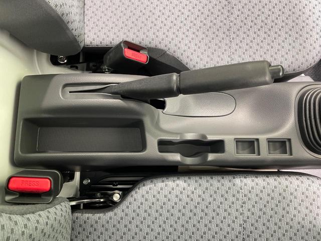 キャリイトラック ＫＣエアコン・パワステ　届出済未使用車　４ＷＤ　ＭＴ車　スズキセーフティサポート　禁煙車　コーナーセンサー　オートライト　車線逸脱警報　アイドリングストップ　ヘッドライトレベライザー　パワーウィンドウ（37枚目）