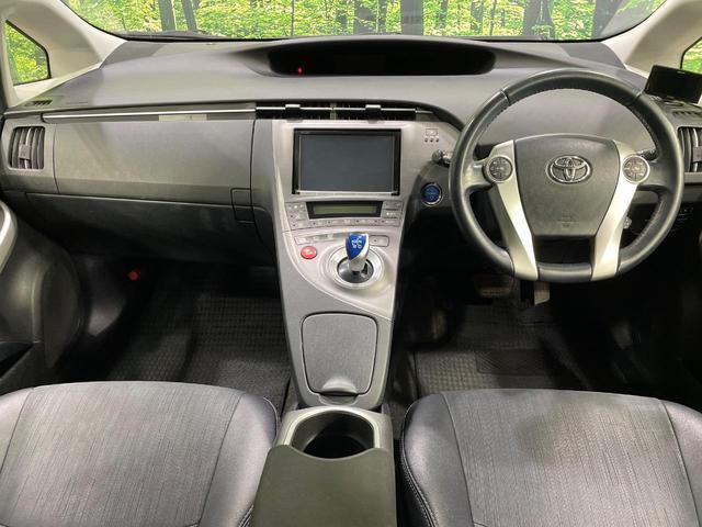 プリウス Ｇツーリングセレクション　純正ＳＤナビ　バックカメラ　禁煙車　パワーシート　ＥＴＣ　Ｂｌｕｅｔｏｏｔｈ接続　クルーズコントロール　フルセグＴＶ　純正１７インチアルミホイール　ＬＥＤヘッドライト　オートライト　オートエアコン（2枚目）