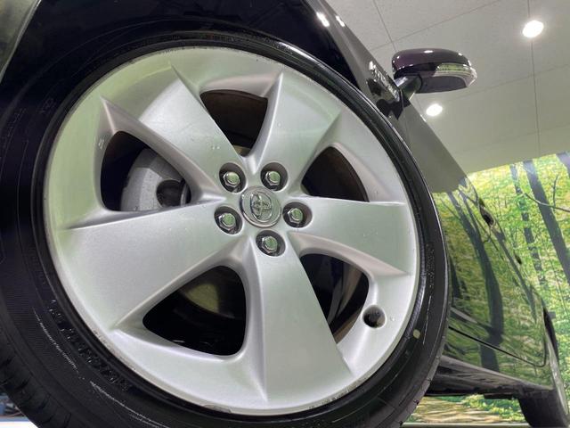 プリウス Ｇツーリングセレクション　純正ＳＤナビ　バックカメラ　禁煙車　パワーシート　ＥＴＣ　Ｂｌｕｅｔｏｏｔｈ接続　クルーズコントロール　フルセグＴＶ　純正１７インチアルミホイール　ＬＥＤヘッドライト　オートライト　オートエアコン（13枚目）