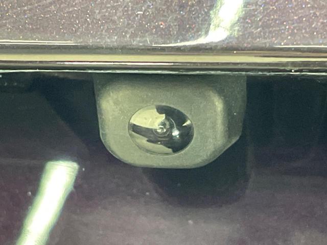 プリウス Ｇツーリングセレクション　純正ＳＤナビ　バックカメラ　禁煙車　パワーシート　ＥＴＣ　Ｂｌｕｅｔｏｏｔｈ接続　クルーズコントロール　フルセグＴＶ　純正１７インチアルミホイール　ＬＥＤヘッドライト　オートライト　オートエアコン（42枚目）