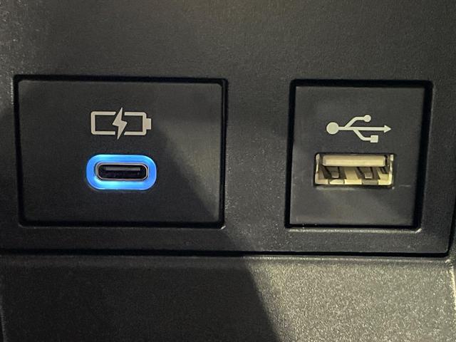 ヴォクシー Ｓ－Ｚ　両側電動スライド　トヨタセーフティセンス　１０型ディスプレイオーディオ　全周囲カメラ　禁煙車　レーダークルーズ　ＥＴＣ　Ｂｌｕｅｔｏｏｔｈ　フルセグ　ハーフレザーシート　コーナーセンサー　ＬＥＤヘッド（68枚目）